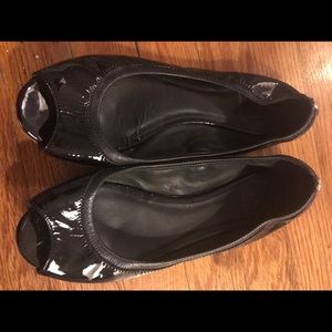 Tory Burch black open toe flat shoes
